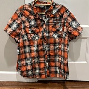 Women’s Harley Davidson Oil Can Shirt